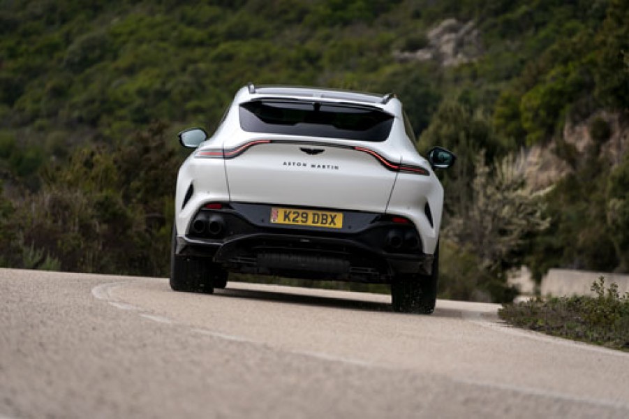 Aston Martin DBX707 Satin Neutron White 72